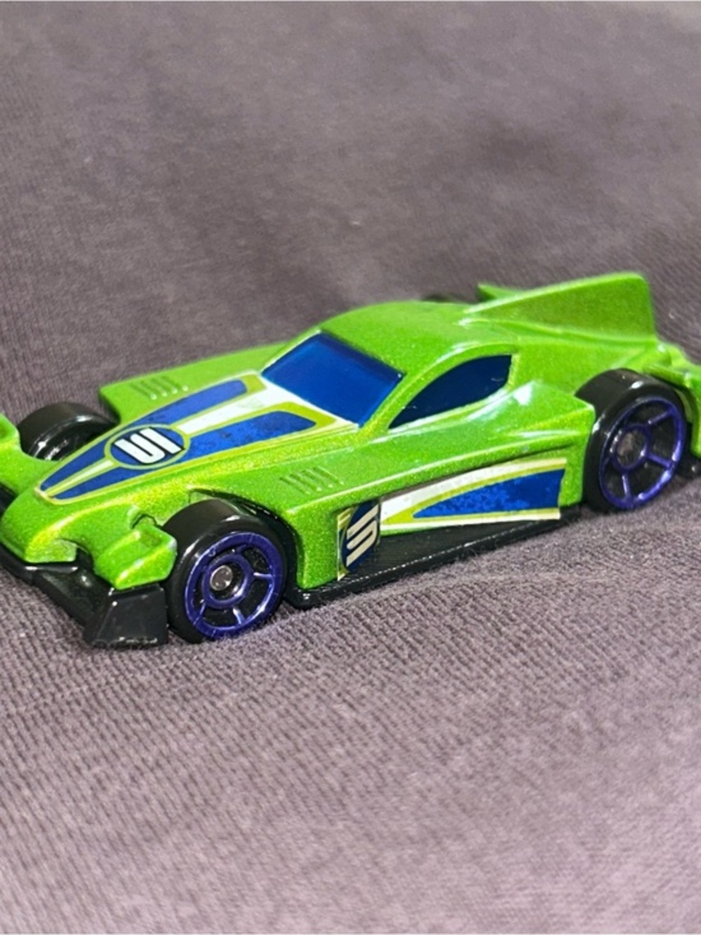 2006 McDonald’s Happy Meal Hot Wheels Green Formul8r